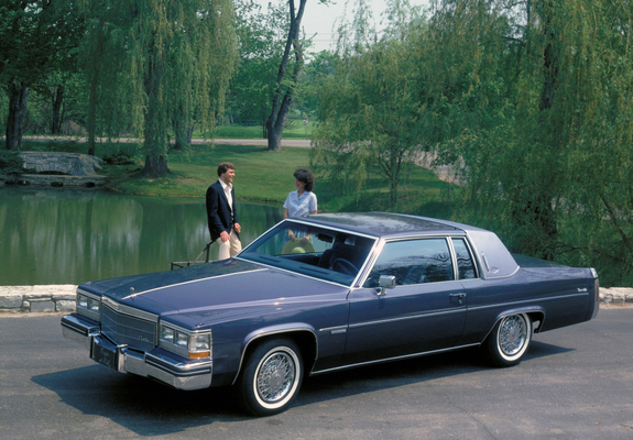 Pictures of Cadillac Coupe de Ville dElegance 1980–84