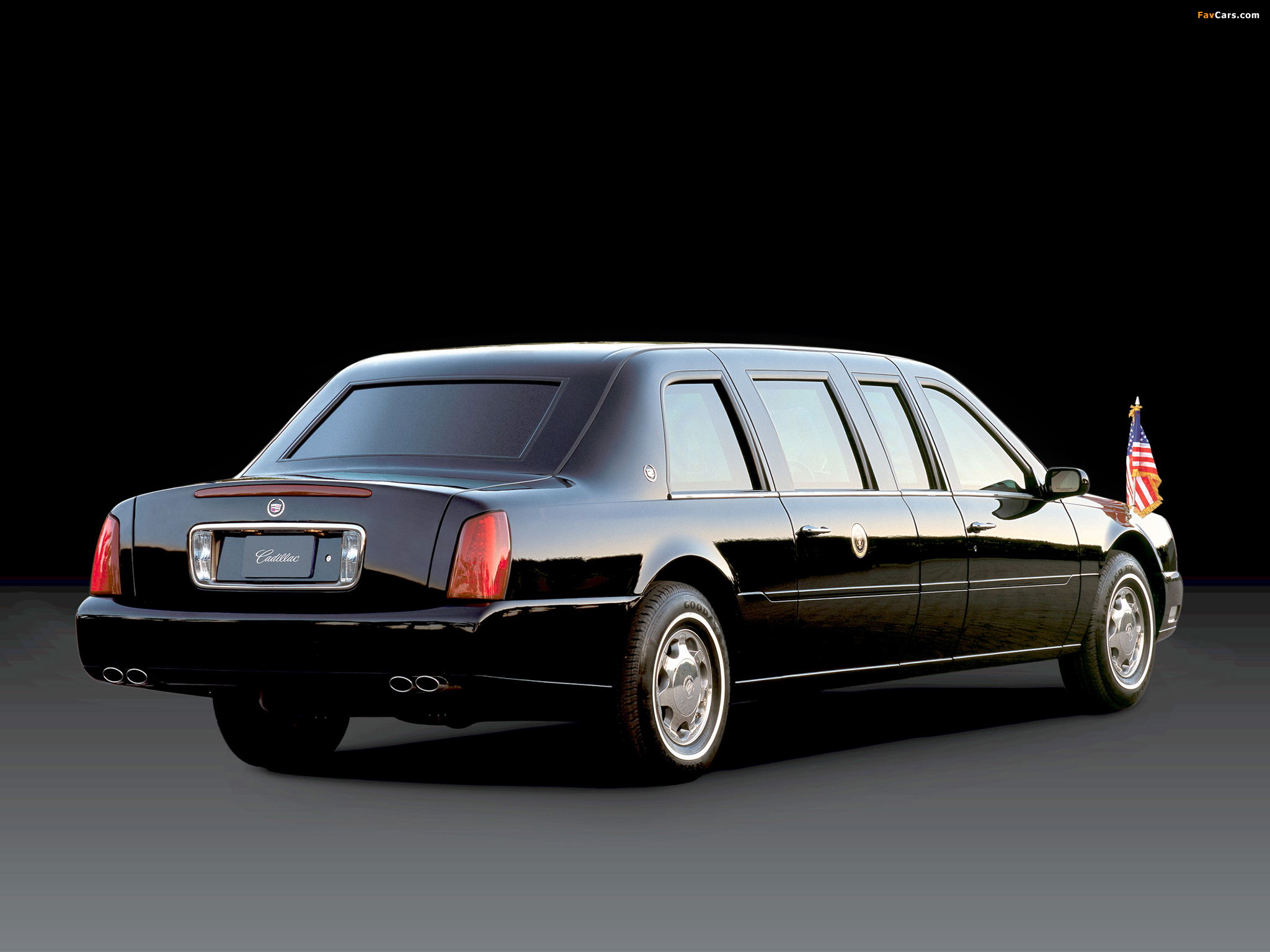 Pictures of Cadillac DeVille Presidential Limousine 2001 (2048 x 1536)