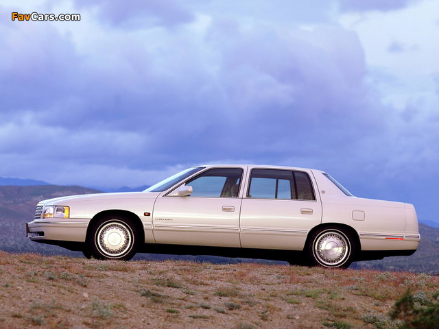 Cadillac DeVille Concours 1997–99 wallpapers (640 x 480)