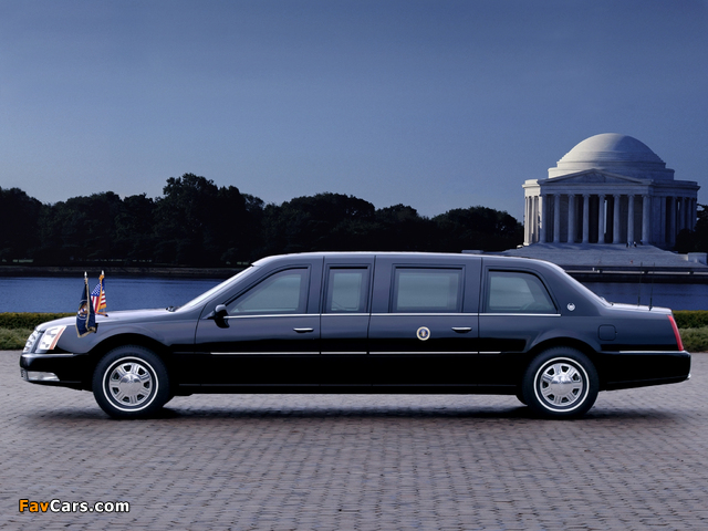 Cadillac DTS Presidential State Car 2005 wallpapers (640 x 480)