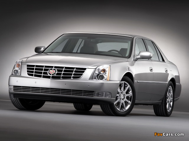 Images of Cadillac DTS 2005–11 (640 x 480)