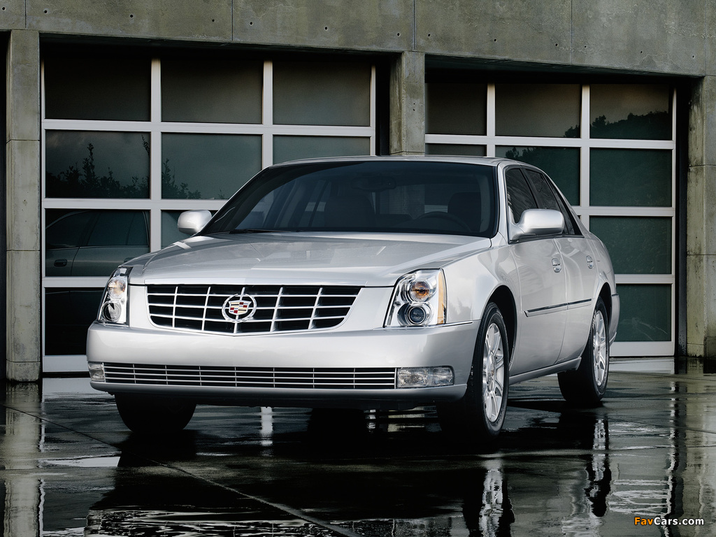 Photos of Cadillac DTS 2005–11 (1024 x 768)