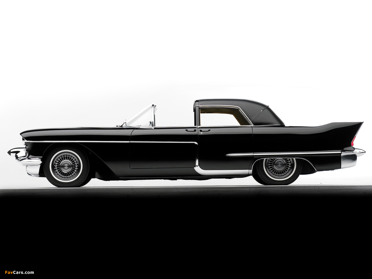 Cadillac Eldorado Brougham Town Car Show Car 1956 photos (1280 x 960)