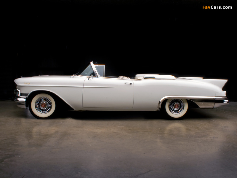 Cadillac Eldorado Biarritz 1957 pictures (800 x 600)