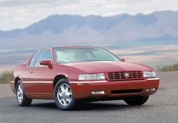 Cadillac Eldorado 1995–2002 images