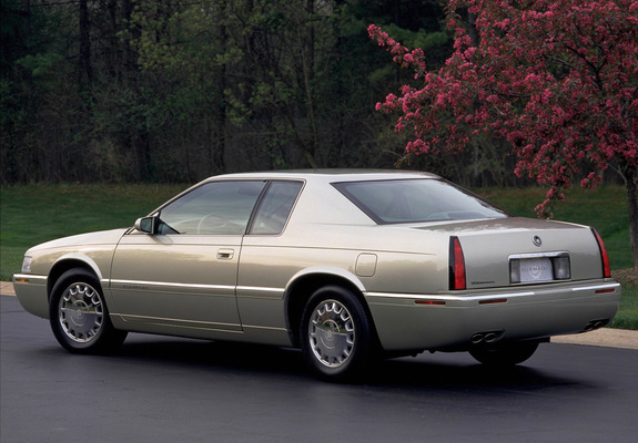 Cadillac Eldorado 1995–2002 pictures