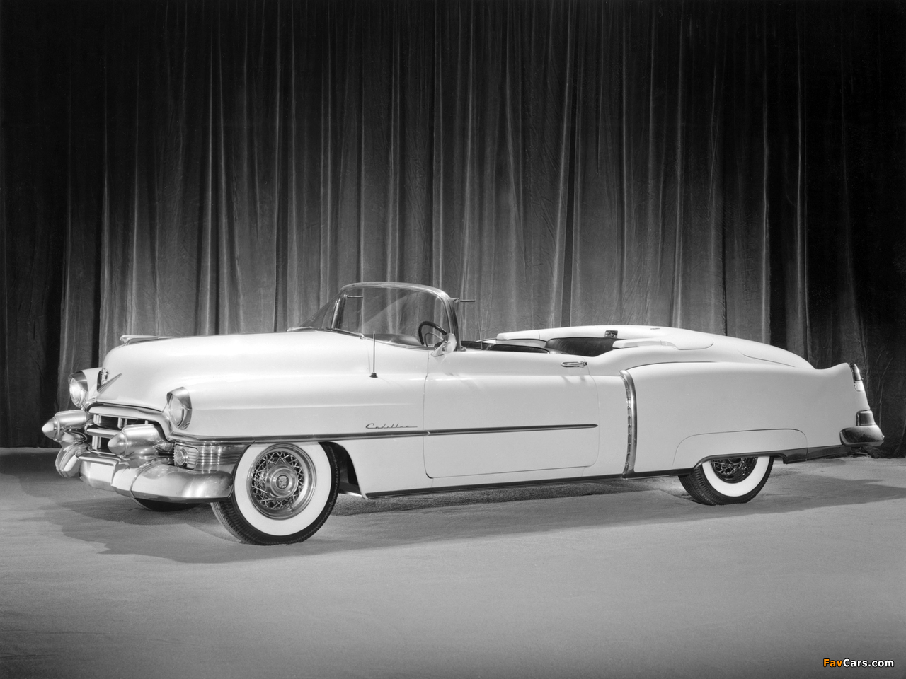 Images of Cadillac Eldorado Convertible 1953 (1280 x 960)