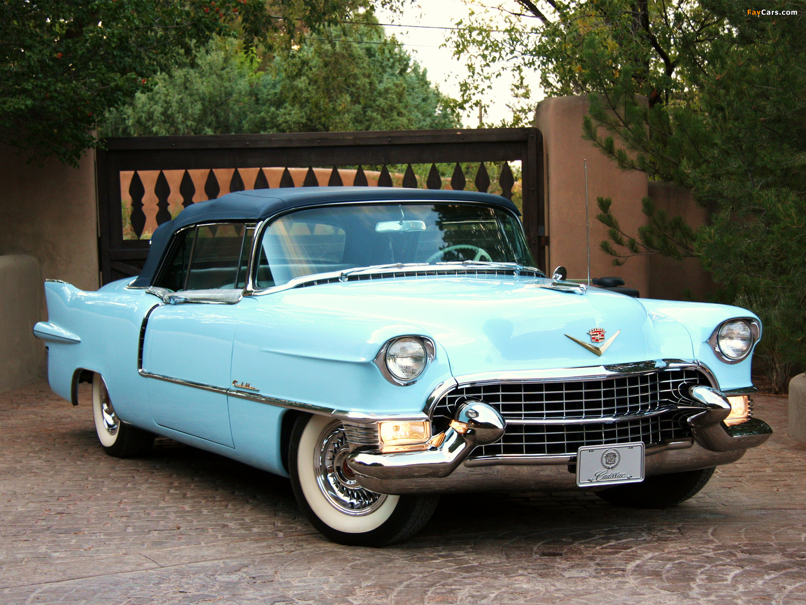 Images of Cadillac Eldorado 1955 (1600 x 1200)