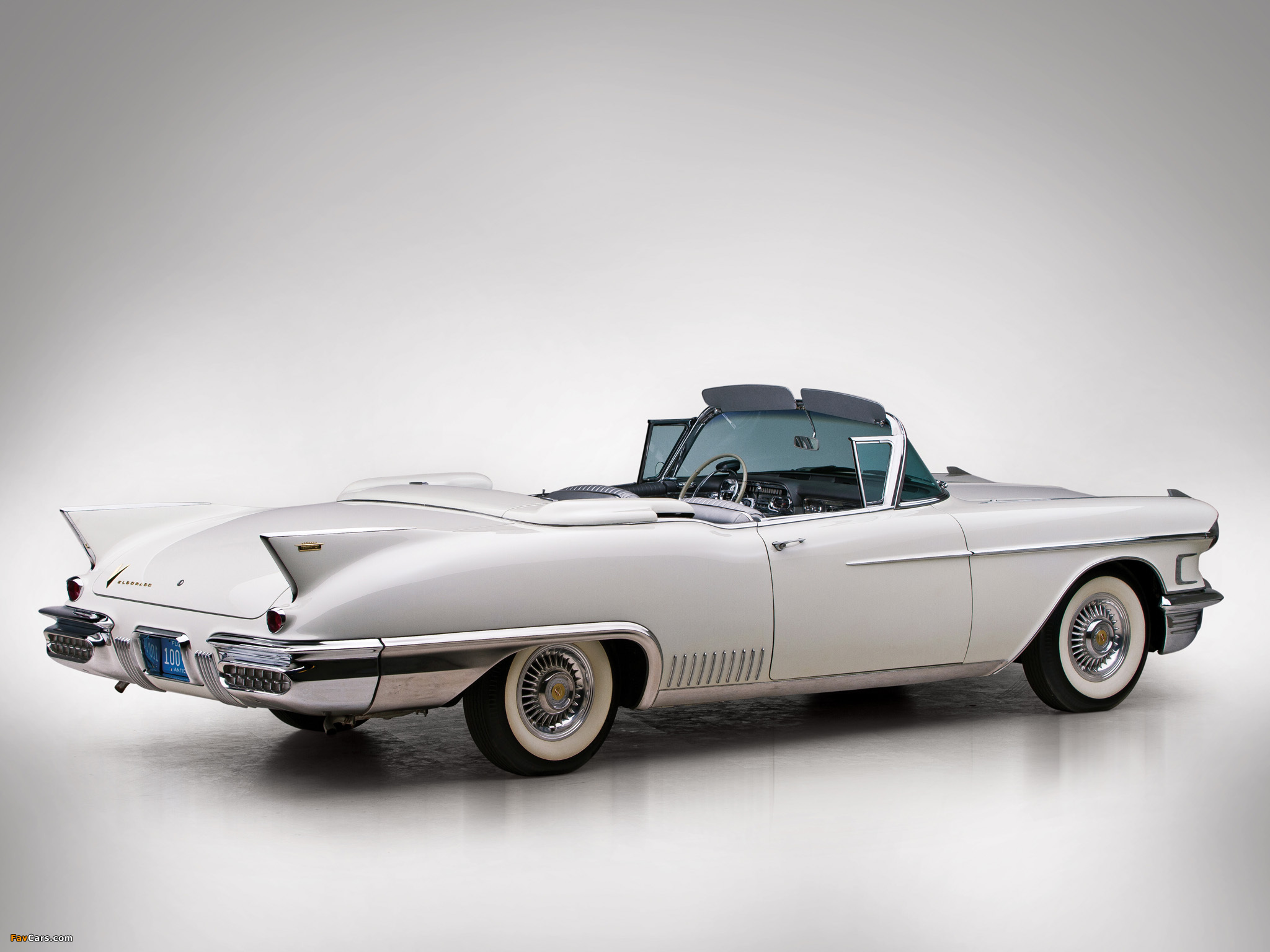 Images of Cadillac Eldorado Biarritz (6267SX) 1958 (2048 x 1536)