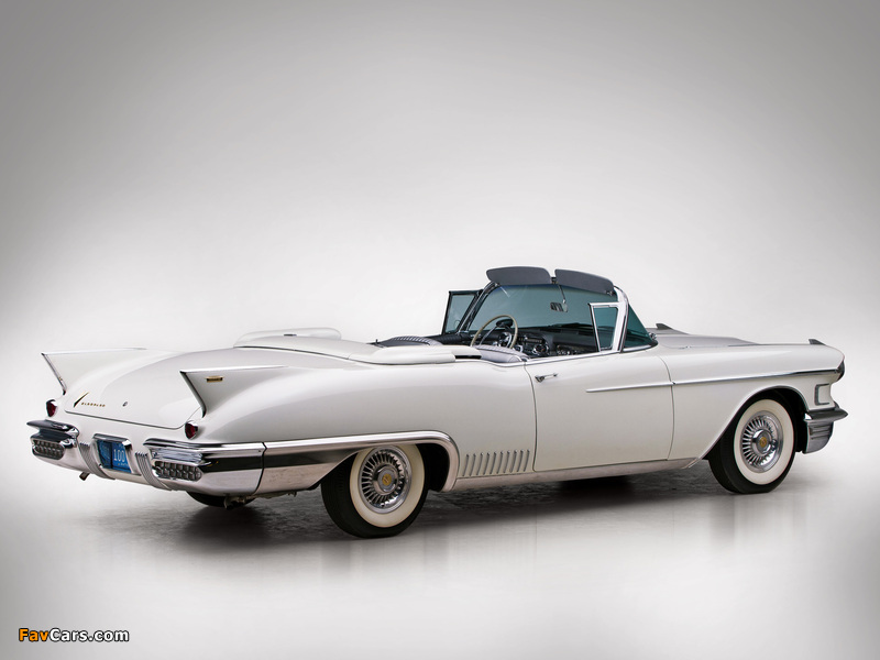 Images of Cadillac Eldorado Biarritz (6267SX) 1958 (800 x 600)