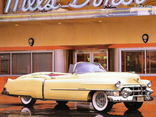 Photos of Cadillac Eldorado Convertible 1953 (640 x 480)