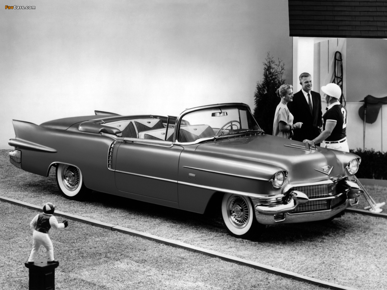 Photos of Cadillac Eldorado Biarritz 1956 (1280 x 960)