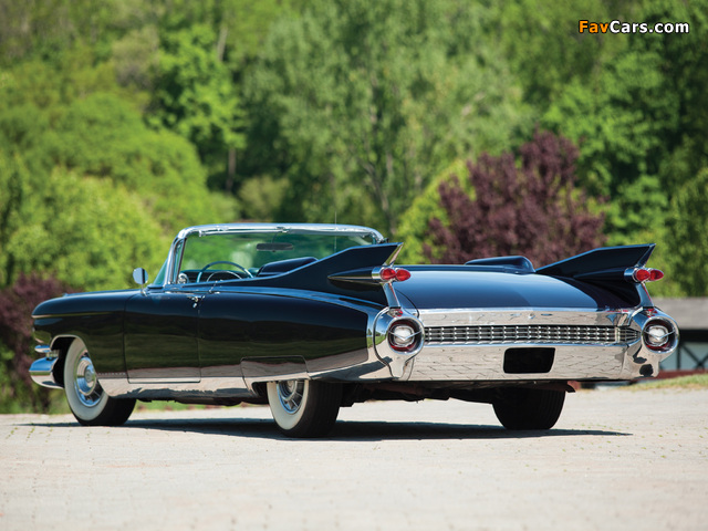 Photos of Cadillac Eldorado Biarritz 1959 (640 x 480)