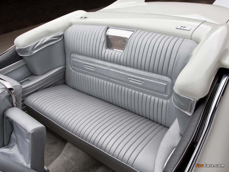 Pictures of Cadillac Eldorado Biarritz (6267SX) 1958 (800 x 600)