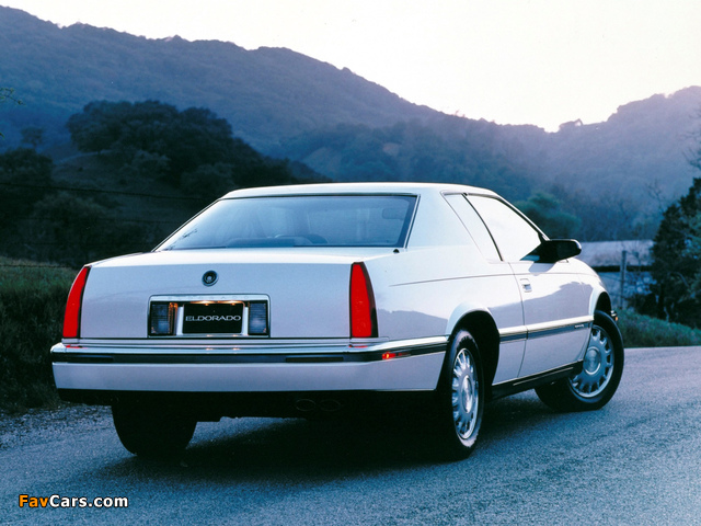 Pictures of Cadillac Eldorado Touring Coupe 1992–94 (640 x 480)