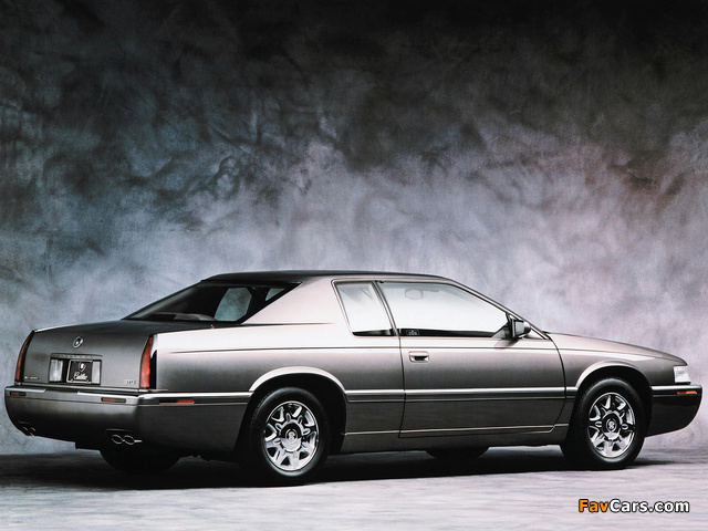 Pictures of Cadillac Eldorado Touring Coupe 1995–2002 (640 x 480)