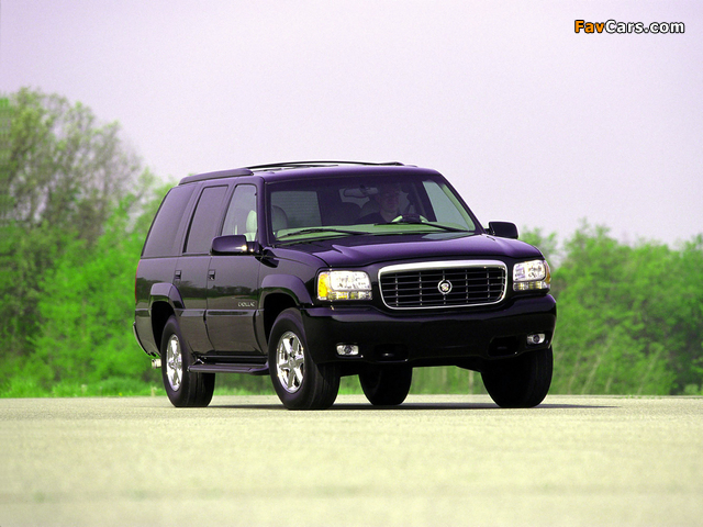 Cadillac Escalade 1999–2000 images (640 x 480)