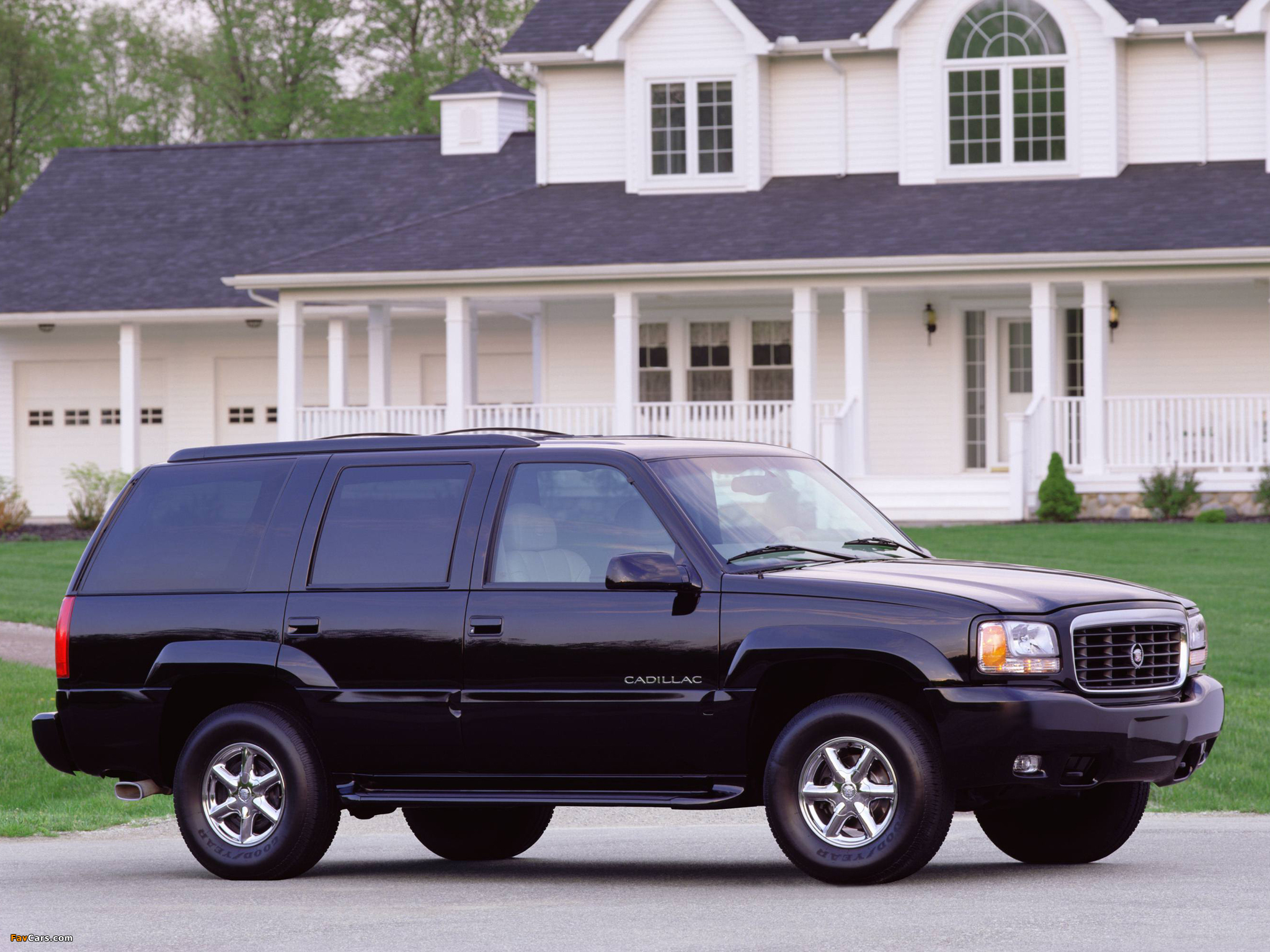 Cadillac Escalade 1999–2000 pictures (2048 x 1536)