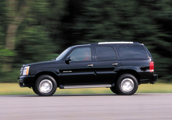 Cadillac Escalade 2001–06 pictures