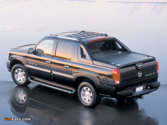 Cadillac Escalade EXT 2002–06 pictures (640 x 480)