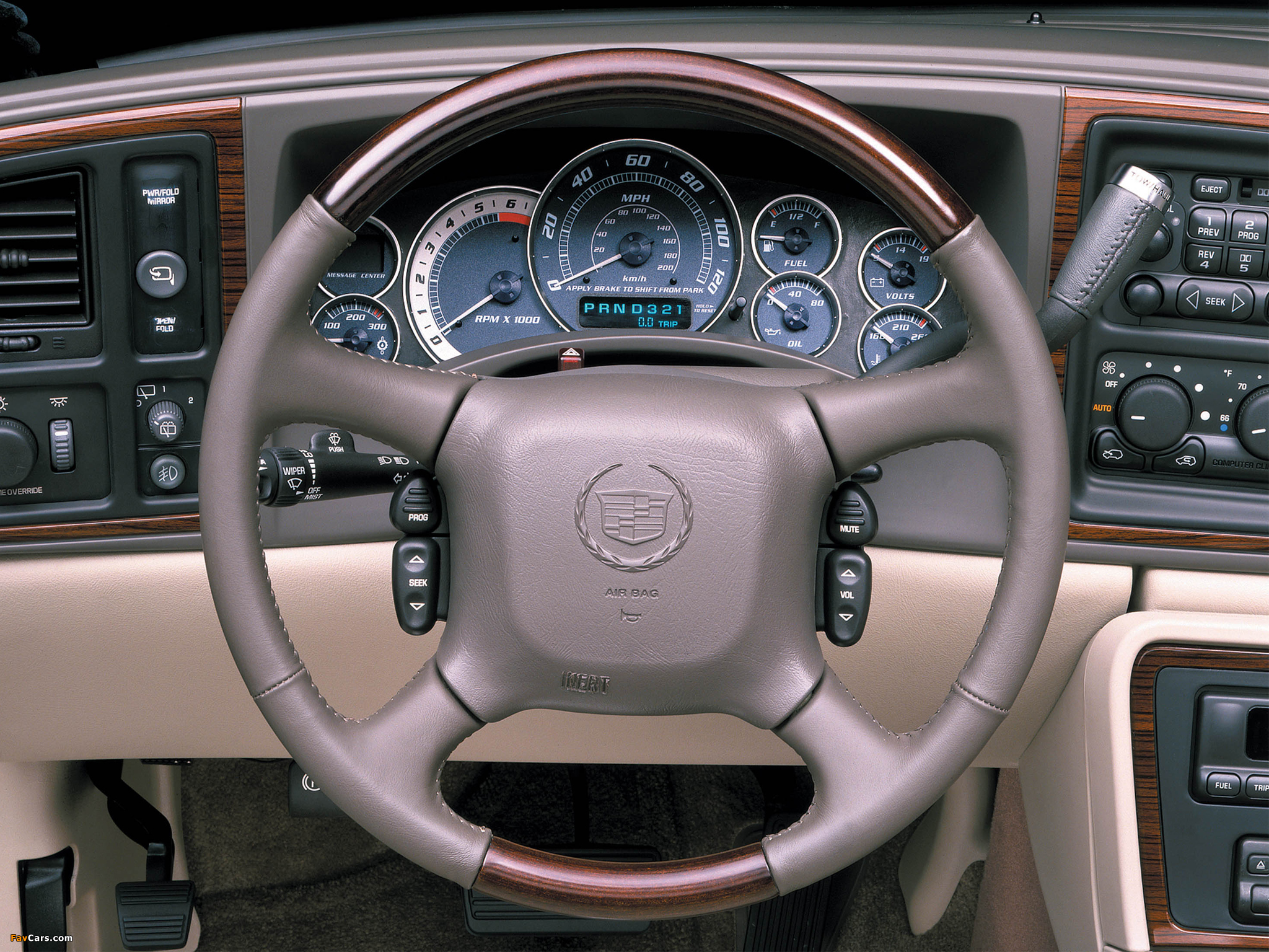 Images of Cadillac Escalade ESV Platinum Edition 2004–06 (2048 x 1536)