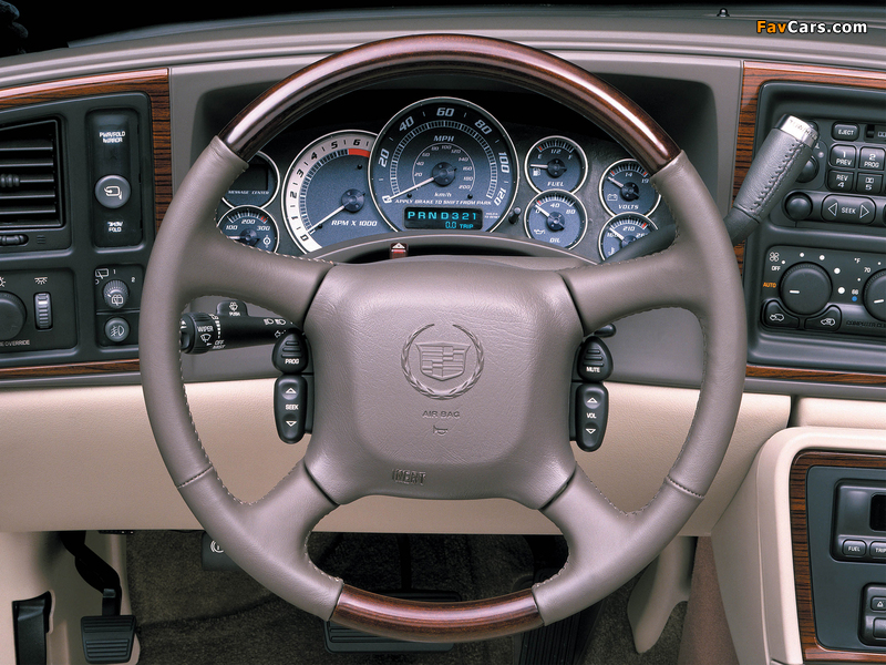 Images of Cadillac Escalade ESV Platinum Edition 2004–06 (800 x 600)