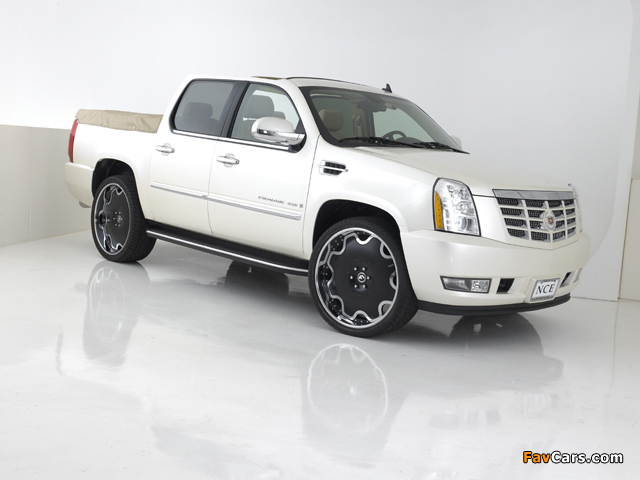 Images of NCE Cadillac Escalade Convertible 2006 (640 x 480)