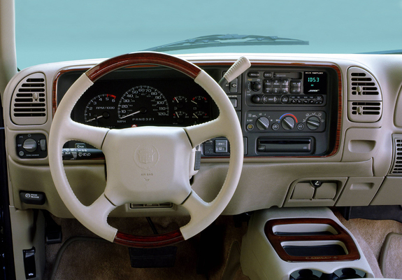 Pictures of Cadillac Escalade 1999–2000