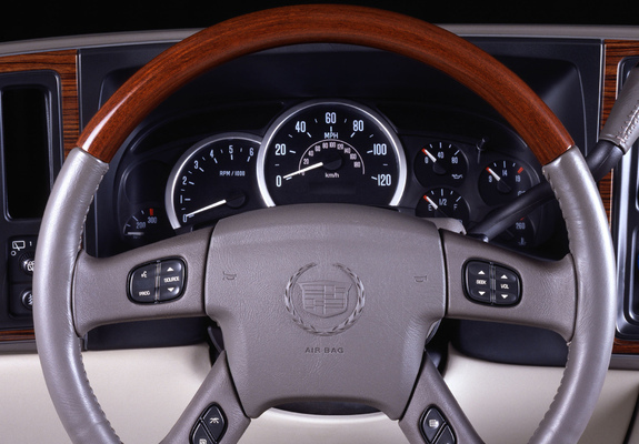 Pictures of Cadillac Escalade ESV 2002–06