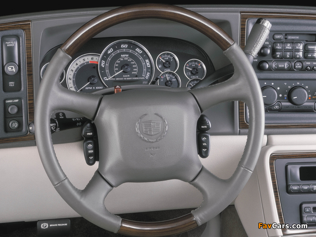 Pictures of Cadillac Escalade EXT 2002–06 (640 x 480)