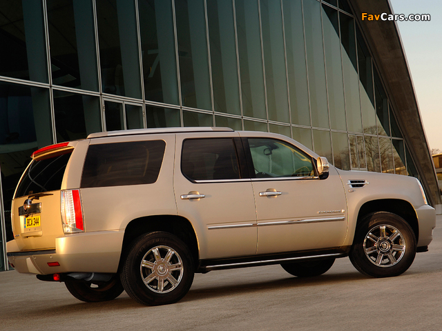 Cadillac Escalade EU-spec 2006 wallpapers (640 x 480)