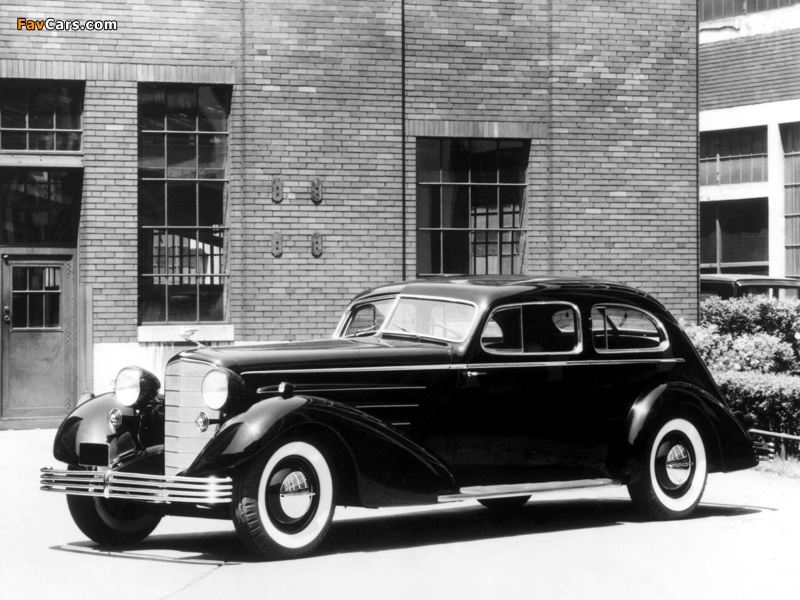 Cadillac Fleetwood 2-door Aerodynamic Coupe Show Car 1933 photos (800 x 600)