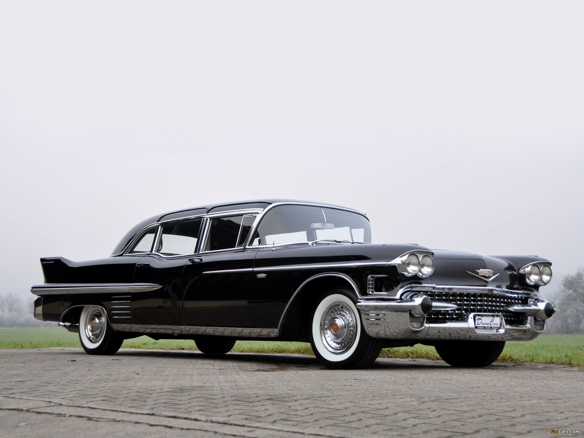 Cadillac Fleetwood Seventy-Five Limousine 1958 wallpapers (2048 x 1536)