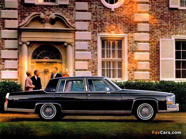 Cadillac Fleetwood Brougham 1980–86 images (640 x 480)