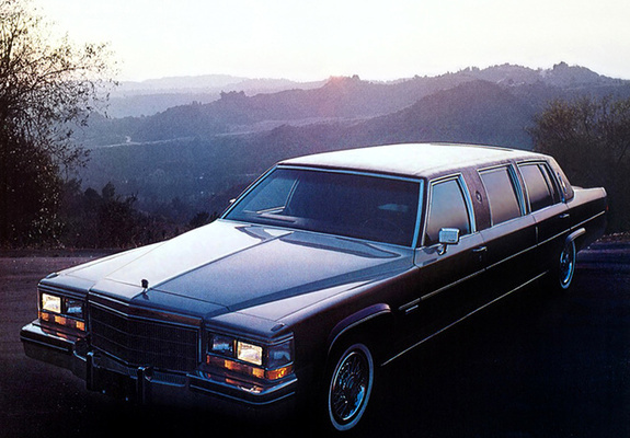 Cadillac Fleetwood Distessa Limousine by Williams 1983 pictures