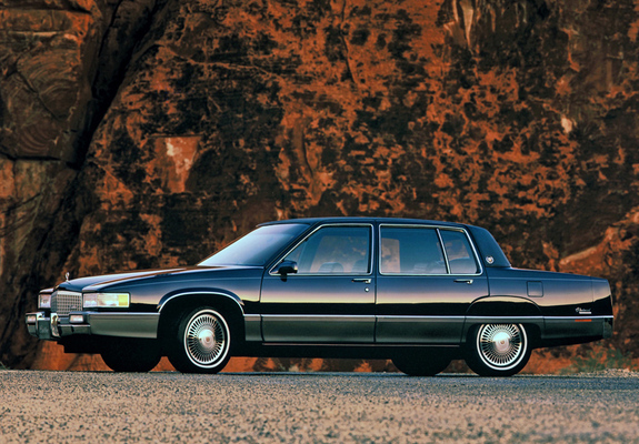 Cadillac Fleetwood 1989–90 pictures