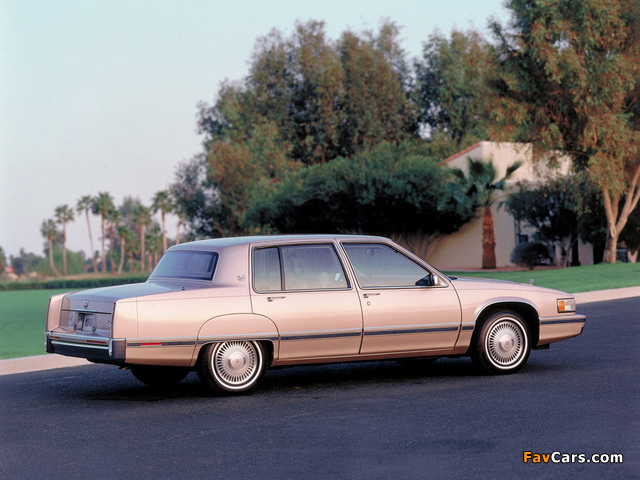 Cadillac Fleetwood 1991–92 pictures (640 x 480)