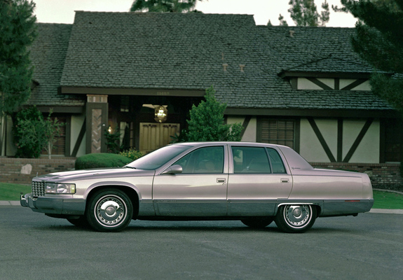 Cadillac Fleetwood 1993–96 photos