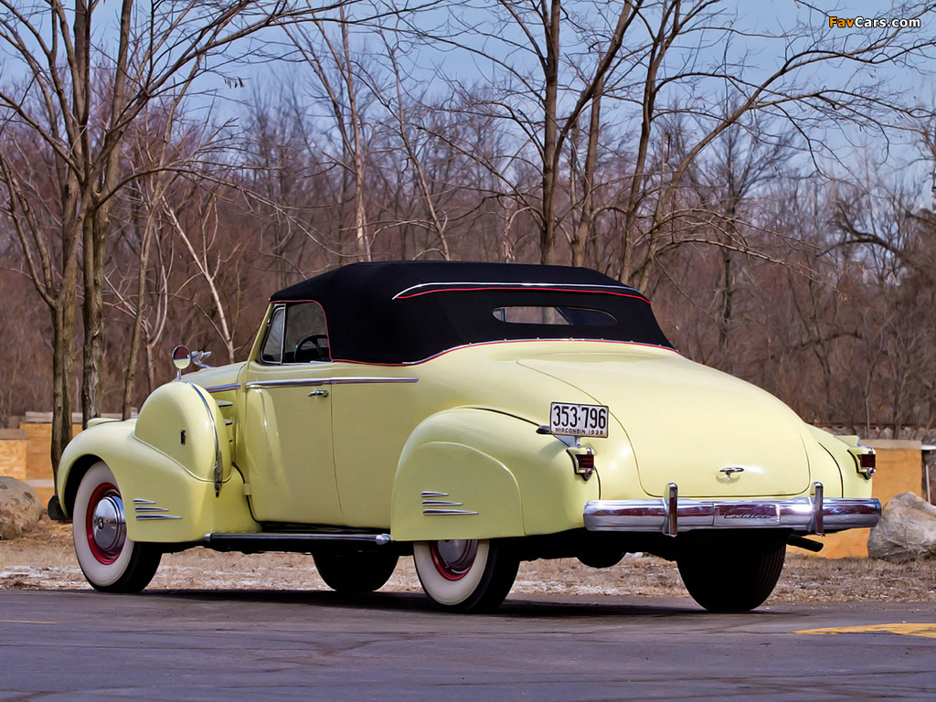 Images of Cadillac V16 Convertible Coupe by Fleetwood (38-9067) 1938 (1024 x 768)