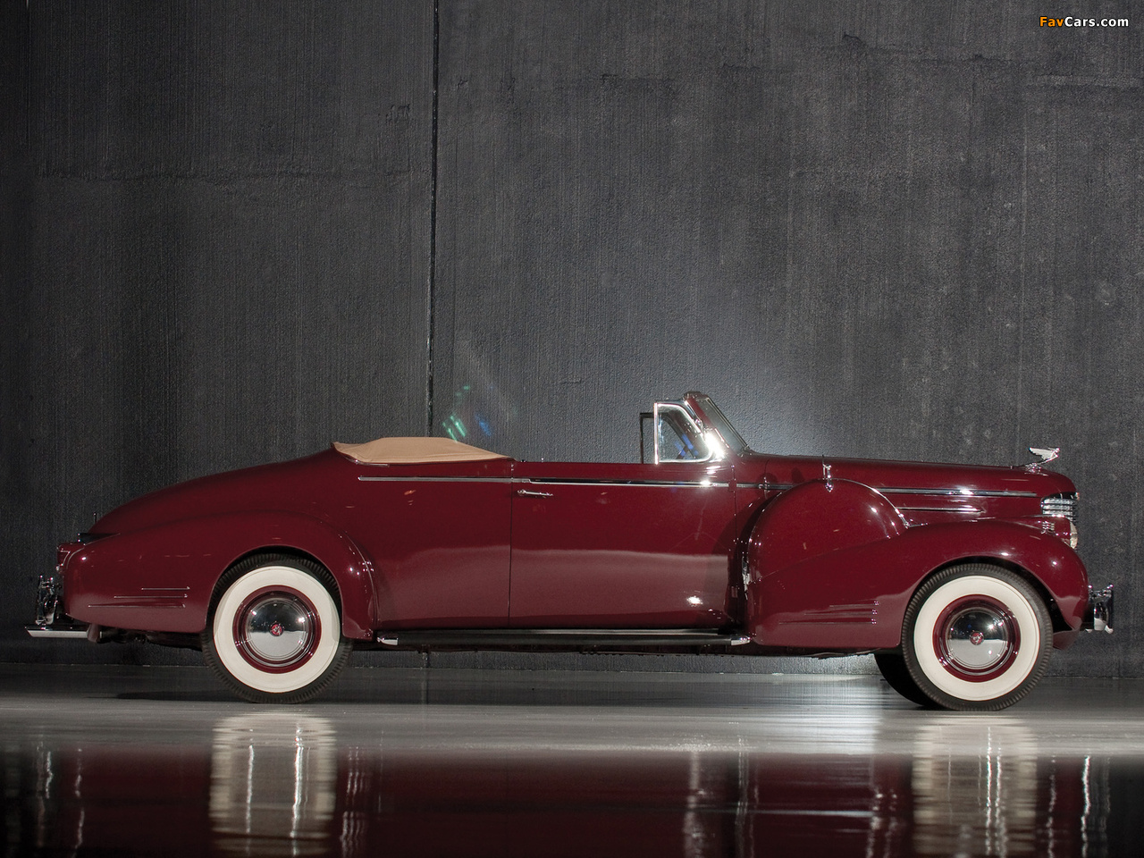 Images of Cadillac V16 Convertible Coupe by Fleetwood (38-9067) 1938 (1280 x 960)
