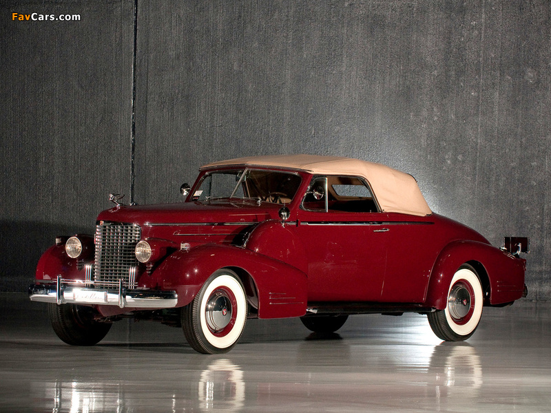 Images of Cadillac V16 Convertible Coupe by Fleetwood (38-9067) 1938 (800 x 600)