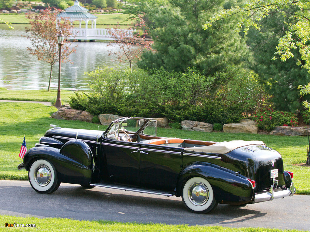 Images of Cadillac Fleetwood Seventy-Five Convertible Sedan (40-7529) 1940 (1024 x 768)