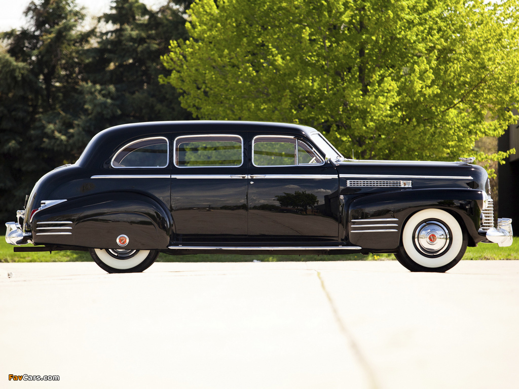 Images of Cadillac Fleetwood Seventy-Five Touring Sedan (41-7519) 1941 (1024 x 768)