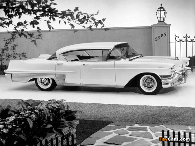 Images of Cadillac Fleetwood Sixty Special 1957 (640 x 480)