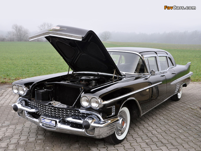 Images of Cadillac Fleetwood Seventy-Five Limousine 1958 (640 x 480)