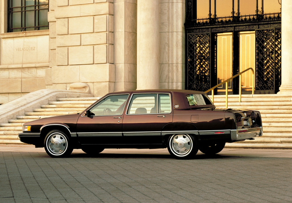 Images of Cadillac Fleetwood 1991–92