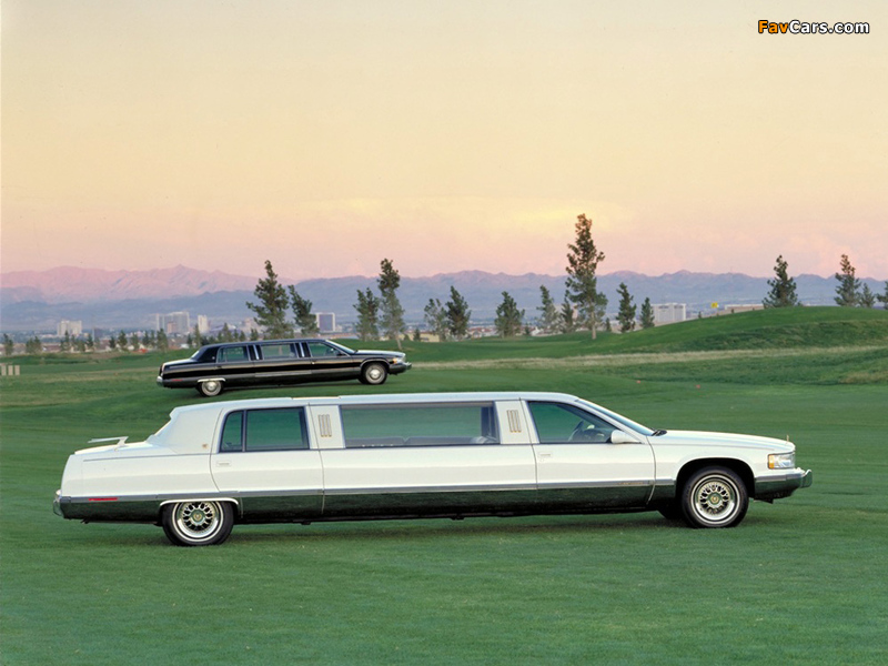 Images of Cadillac Fleetwood Limousine 1993–96 (800 x 600)
