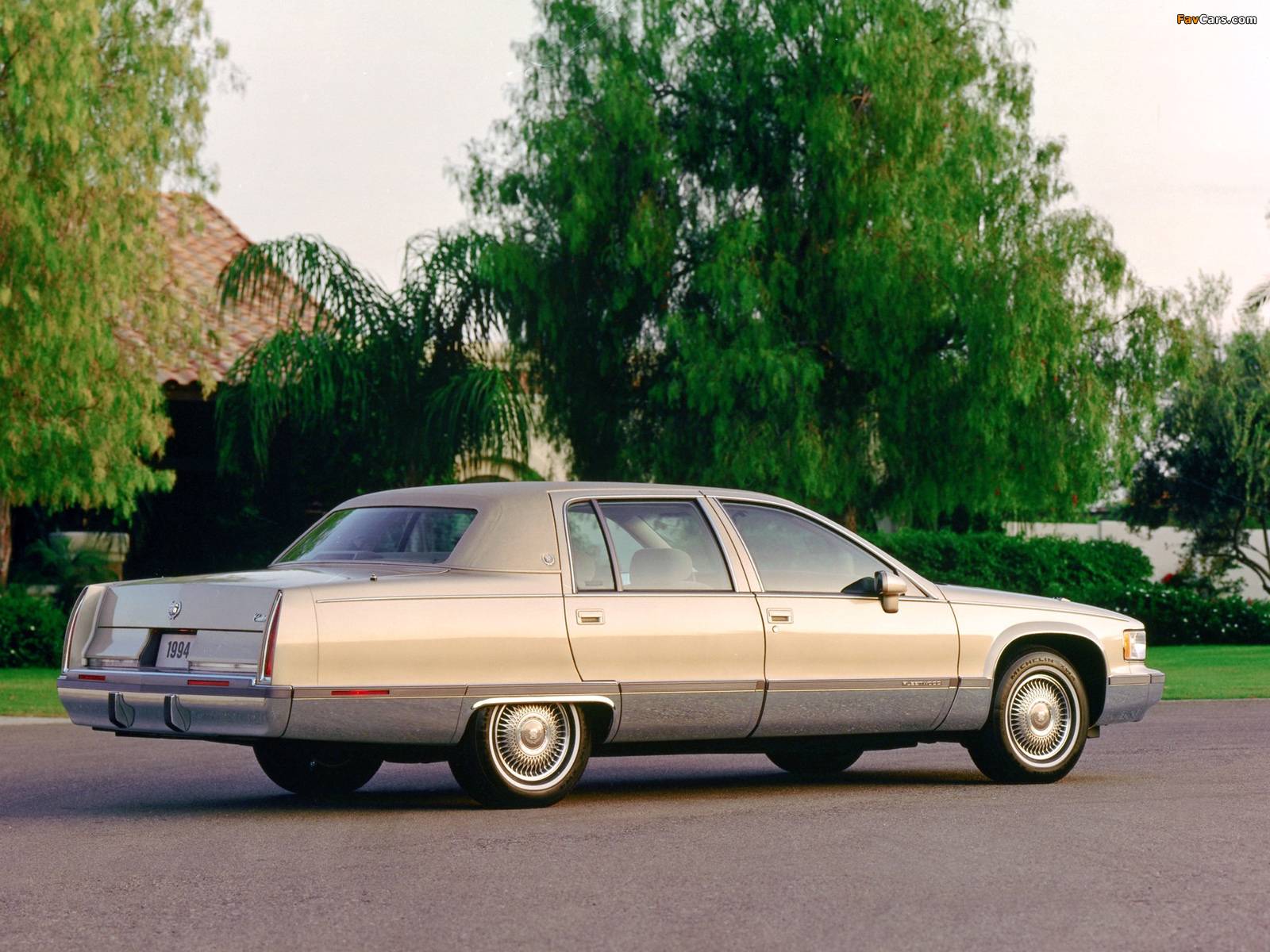 Images of Cadillac Fleetwood 1993–96 (1600 x 1200)