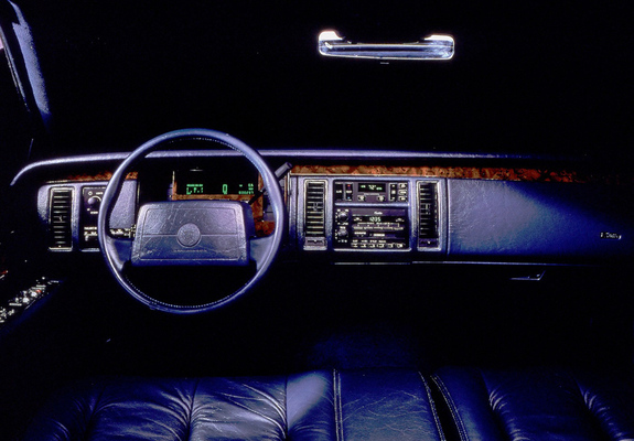 Photos of Cadillac Fleetwood 1993–96