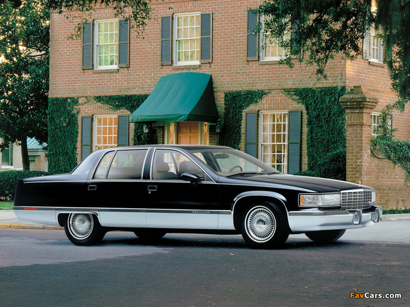 Photos of Cadillac Fleetwood 1993–96 (800 x 600)